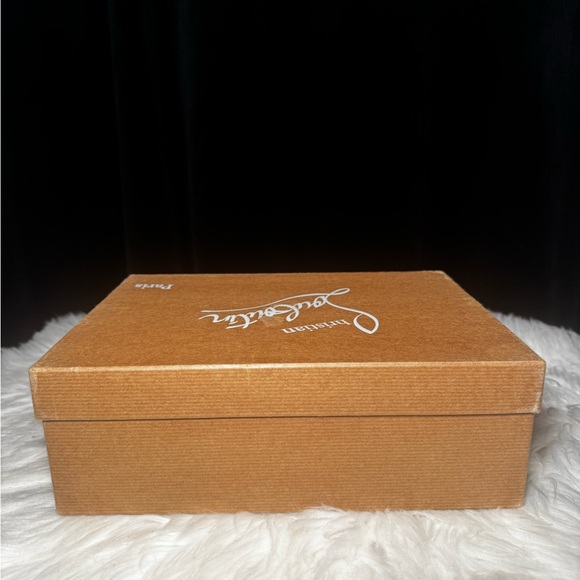 Christian Louboutin Very Prive Shoe Box - Picture 4 of 7